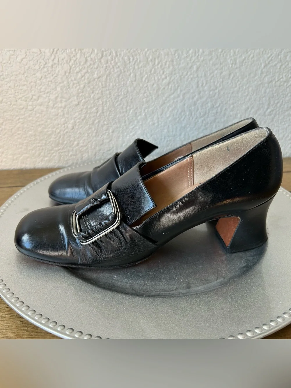 Vintage Black Leather Bow Heels by Kushins California Boutique Pumps | 1960s